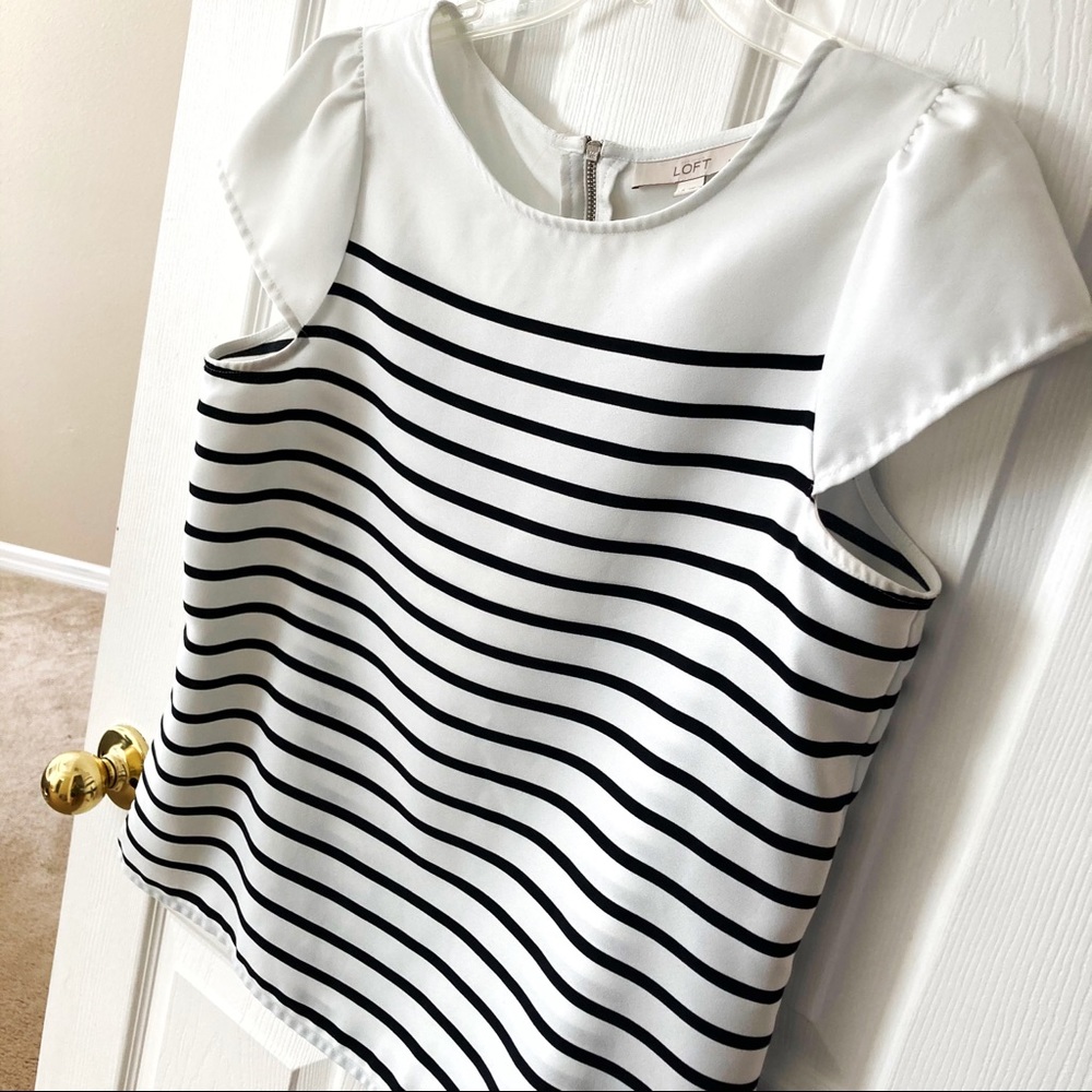 LOFT Cap sleeve blouse